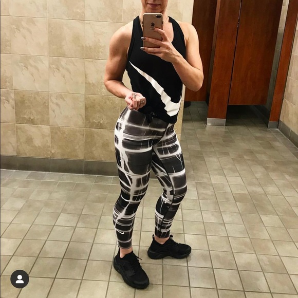Nike Pro Lightening Leggings - Picture 1 of 4
